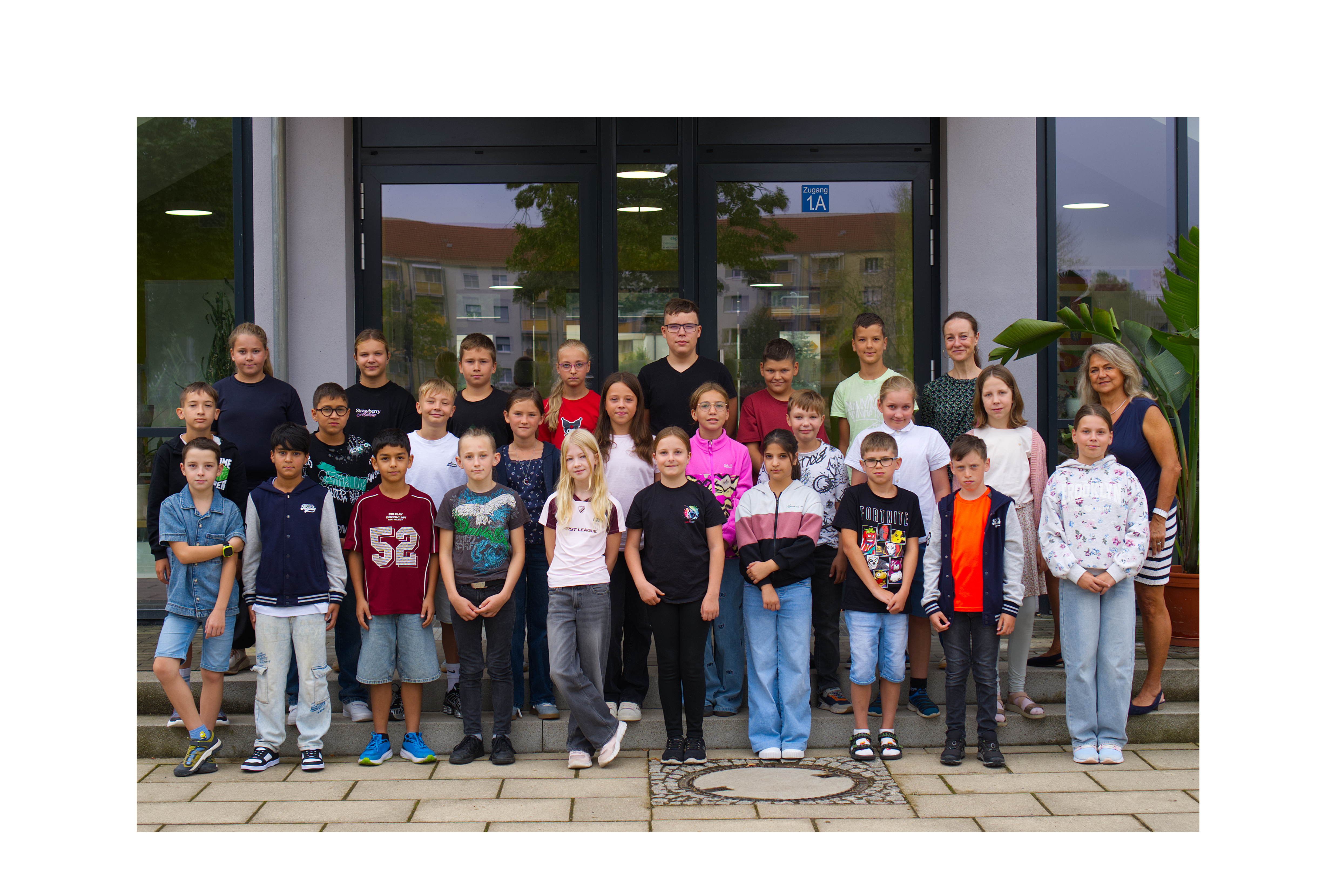 Das Bild zeigt die Klasse 5b.
