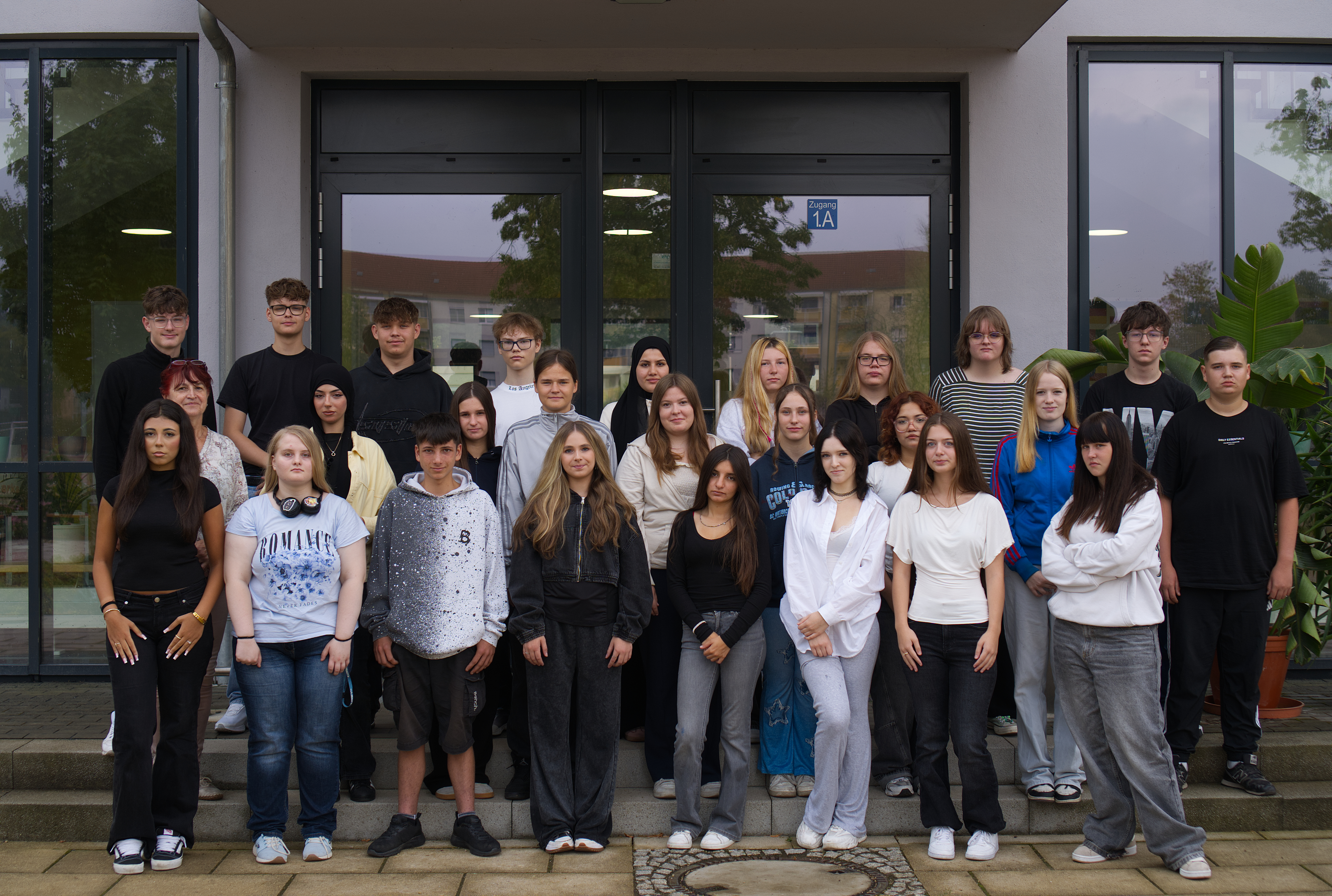 Das Bild zeigt die Klasse 9b.